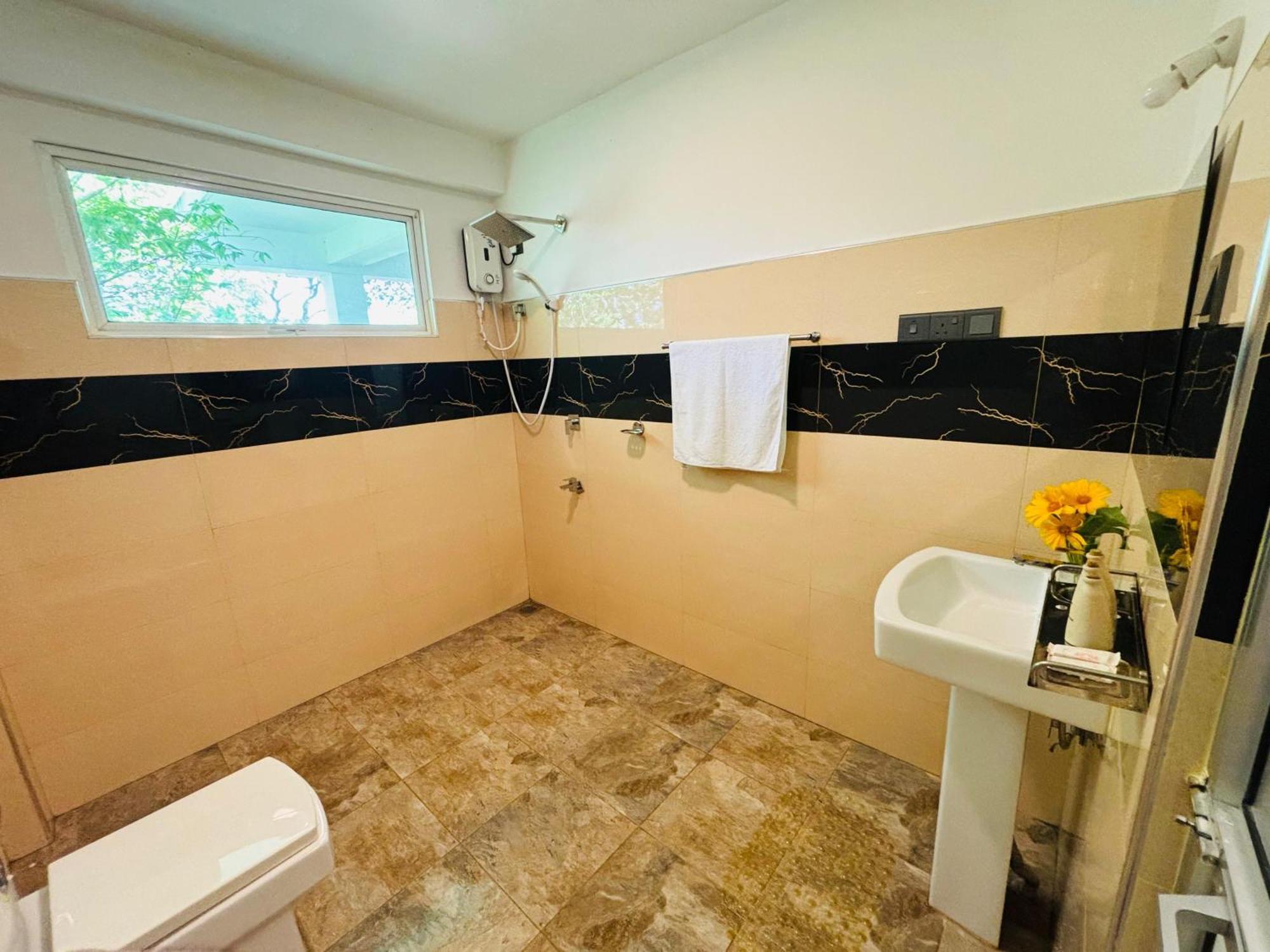 Forest Dew Udawalawa ウダワラウェ 部屋 写真