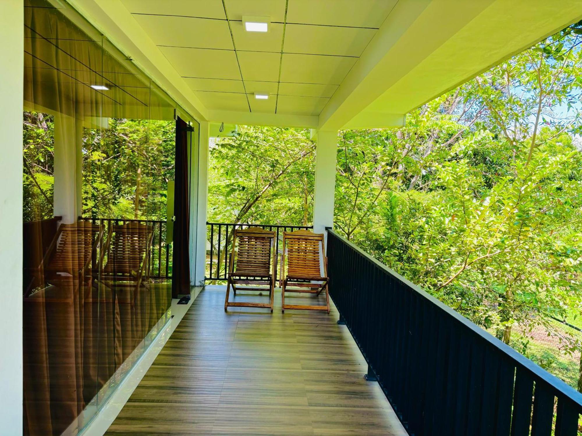 Forest Dew Udawalawa ウダワラウェ 部屋 写真