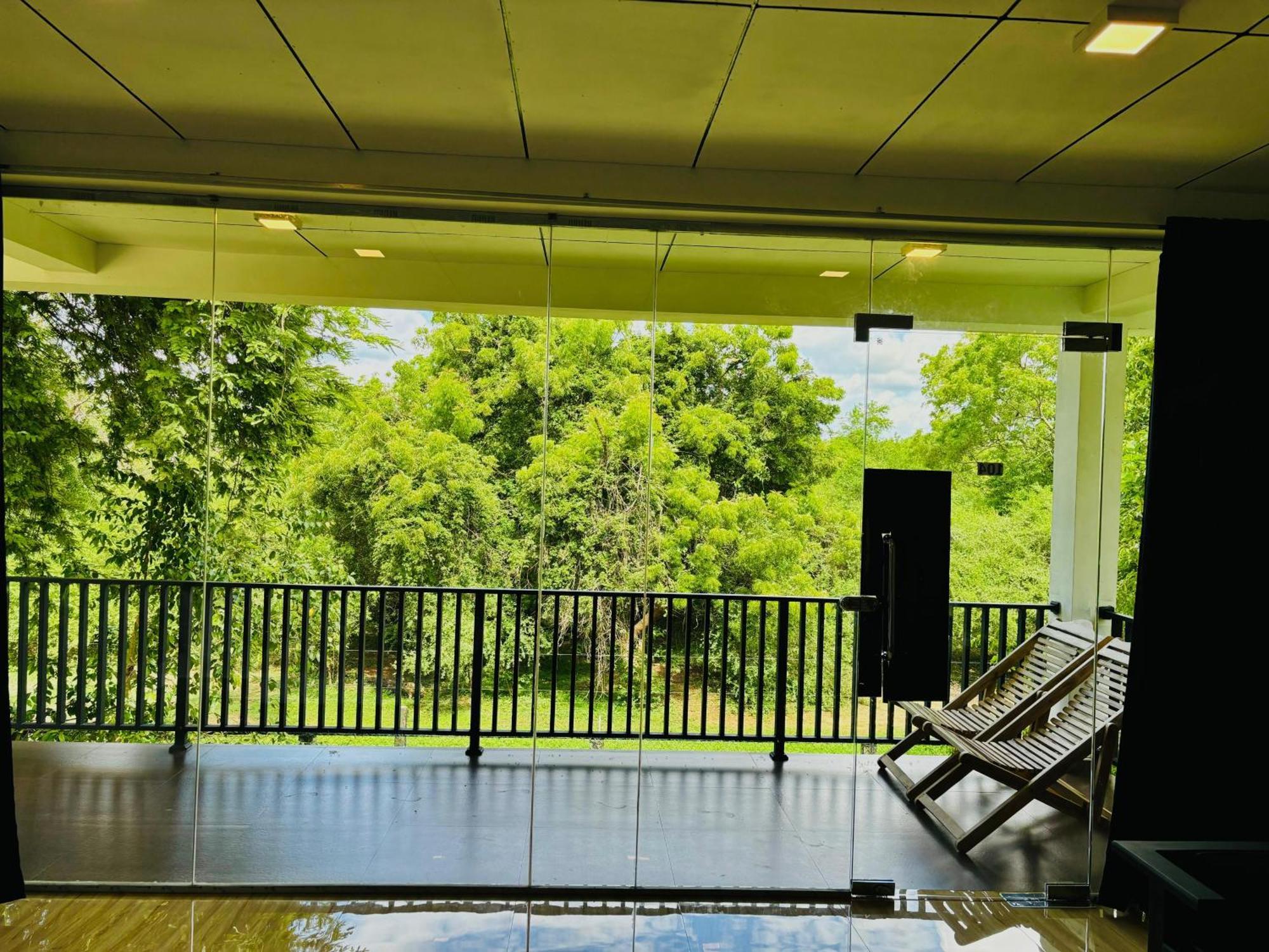 Forest Dew Udawalawa ウダワラウェ 部屋 写真